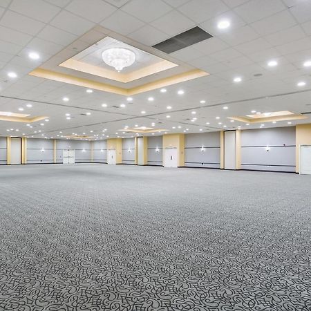 Aspire Hotel And Suites Gettysburg Bagian luar foto